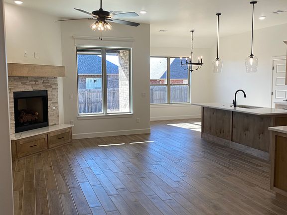 5th image of 2836 Kingswood Dr