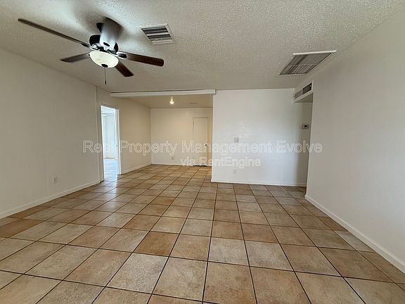 4th image of 3926 W Bethany Home Rd