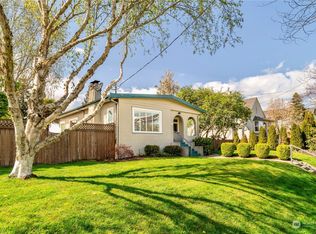 8321 25th Ave NW, Seattle, WA 98117