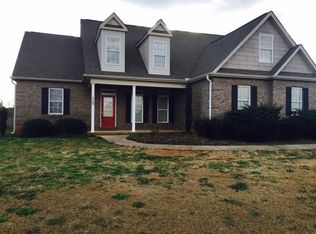 229 Lake Lillian Dr, Perry, GA 31069