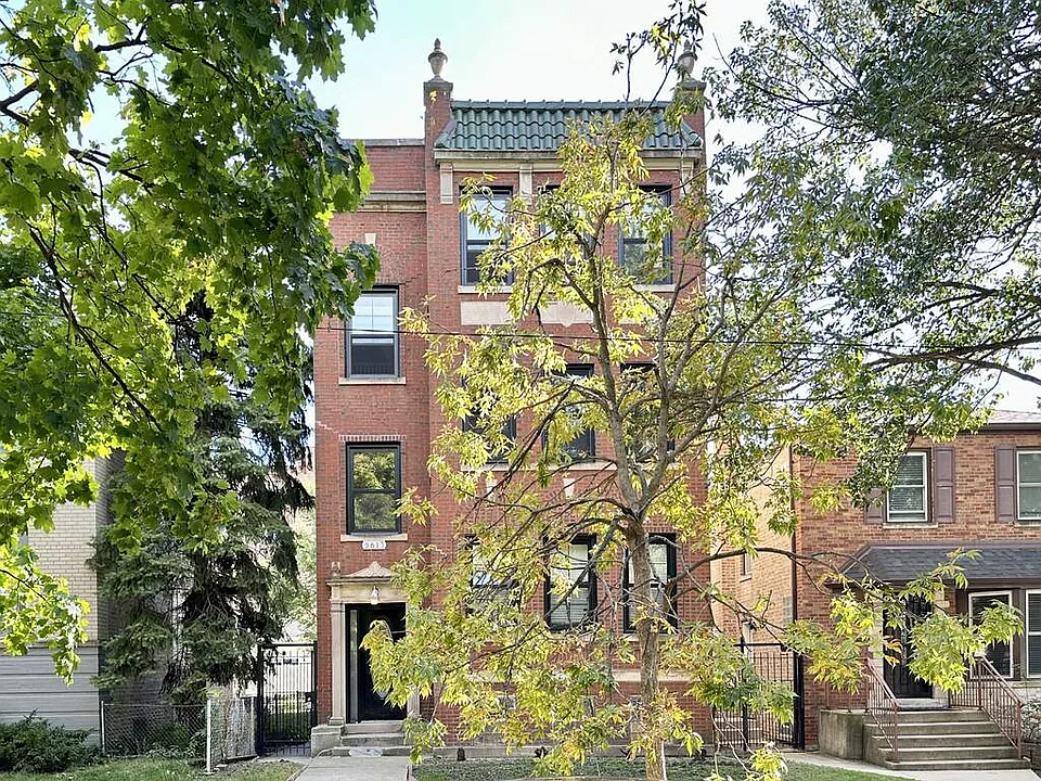 2617 W Rascher Ave #NDG