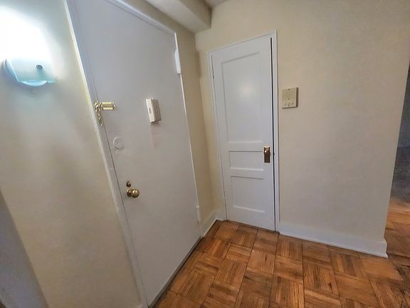 2nd image of 69-34 186th Ln #2C