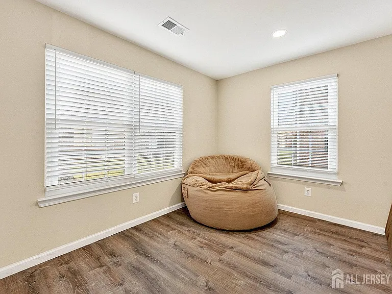 2406 Bayhead Dr — Photo 8