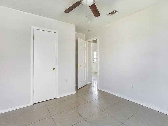 5th image of 4136 Lac Street Pierre Dr