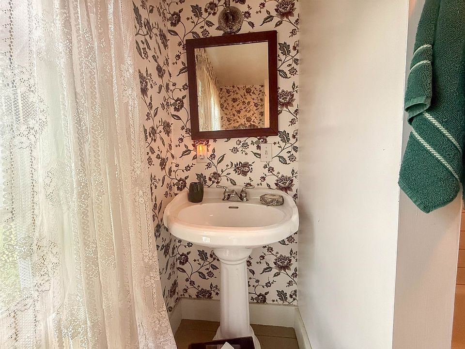 31st image of 31 Amerio Road