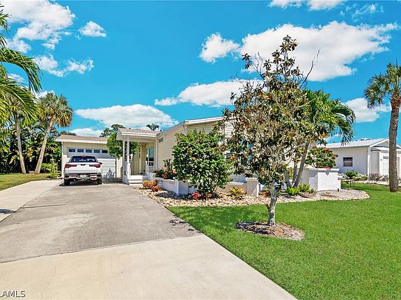 2nd image of 26192 Bonita Fairways Cir
