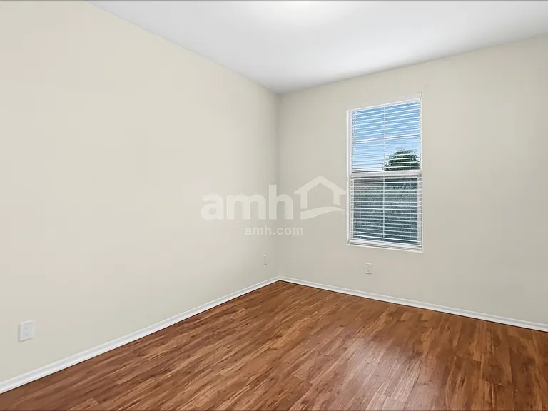 1688 E Primavera Way — Photo 11