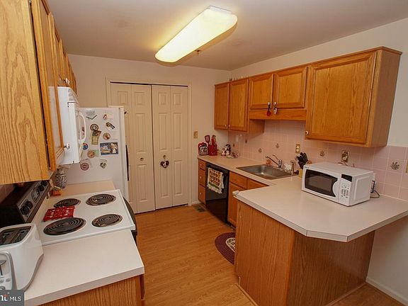 5th image of 108 Paoli Pointe Dr