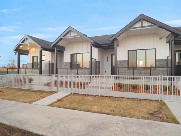 7519 Observer Ln, Edmonton, AB T5G 2S5