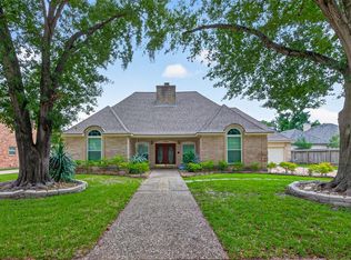 15106 Dawnbrook Dr, Houston, TX 77068