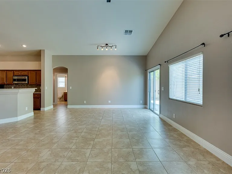 82 Rattlesnake Grass Ct — Photo 11