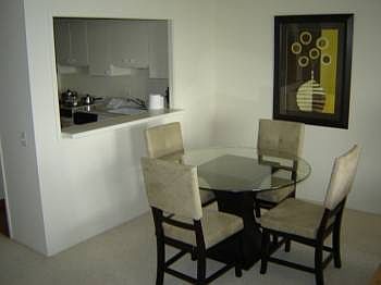 5th image of 405 Davis Ct APT 402