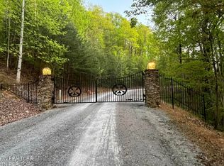 124 Indian Rdg, Tellico Plains, TN 37385