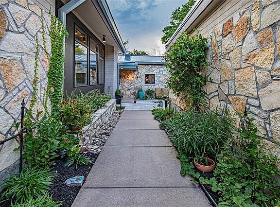 5th image of 6212 Sonora Dr
