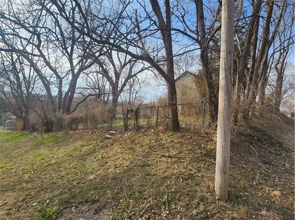 1920 S 14th St, Saint Joseph, MO 64503