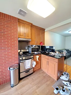 Rented by Compass | media 35