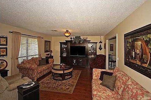 Spaciuos Living Room