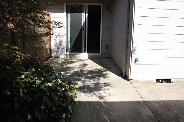 515 SW West Hills Dr — Photo 11