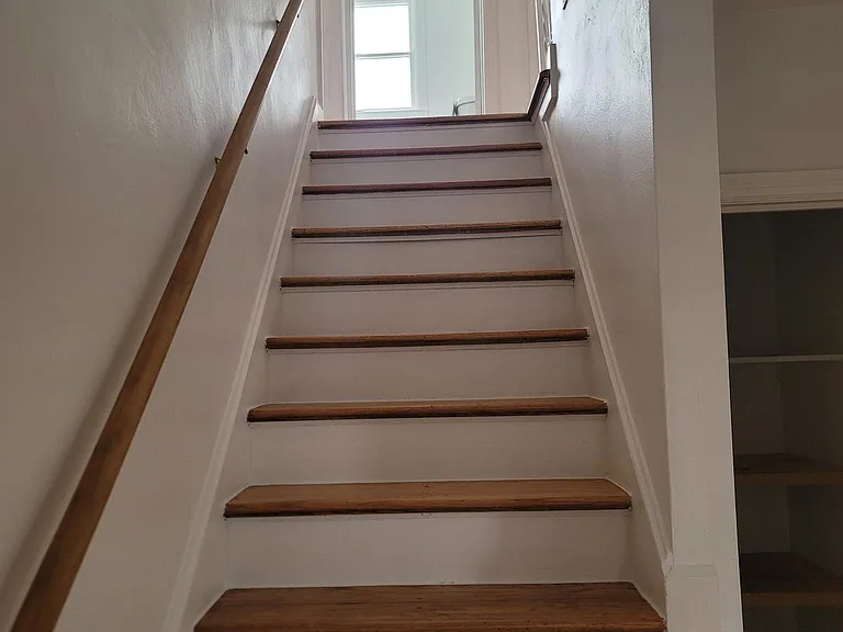 1160 W Hill Rd — Photo 18