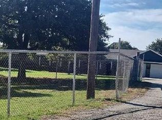 9845 Ray White Rd, Fort Worth, TX 76244