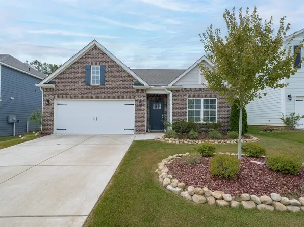 1016 Park View Dr, Chelsea, AL 35043