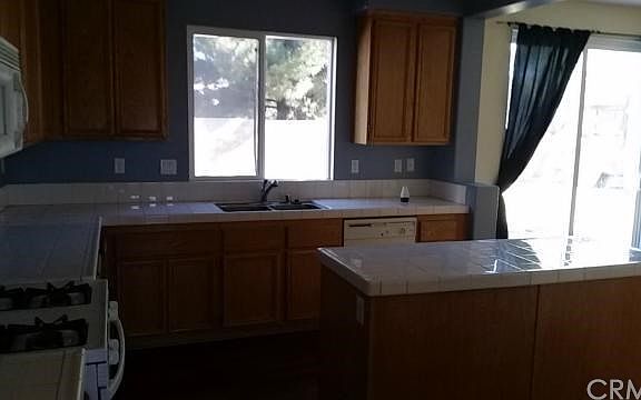 5th image of 1347 Reinhart St