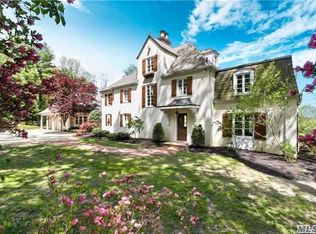 3 Beech Hill Rd, Huntington, NY 11743