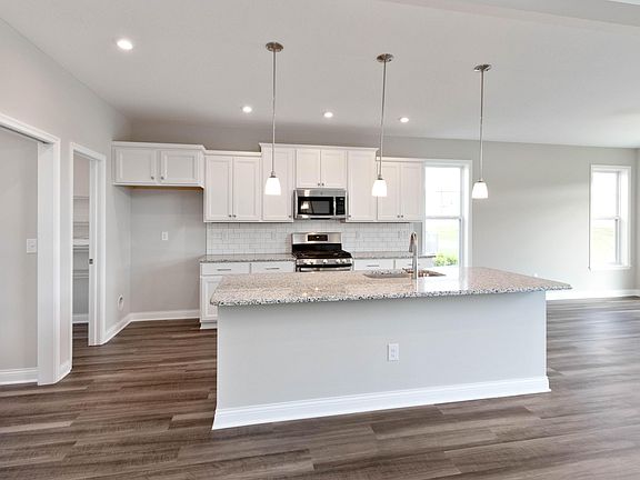 2nd image of 11620 Begonia Way