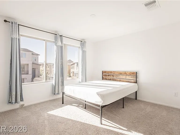 7360 Crown Landing St — Photo 17