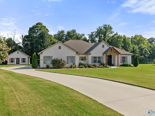 200 Poplar Glen Dr, Huntsville, AL 35811