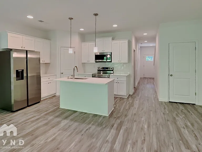 3022 Reid Ave — Photo 5