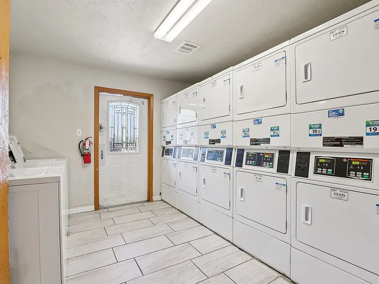 Madeira Apartments at Live Oak — Photo 81
