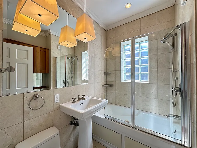3614 N Bosworth Ave #R2 — Photo 19