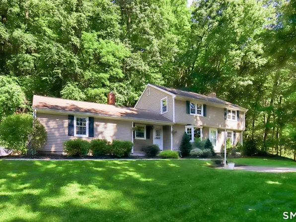 112 Hedgehog Lane, Simsbury, CT 06092