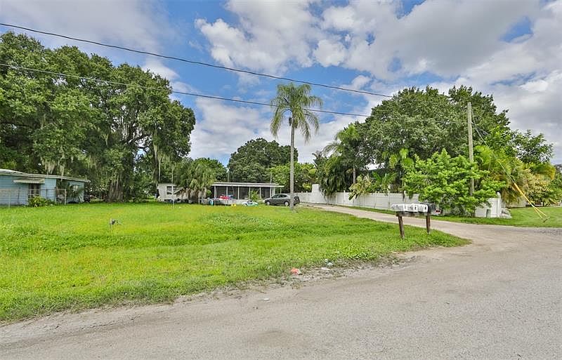 817 2nd Ave NW, Ruskin, FL 33570 MLS T3405087 Zillow