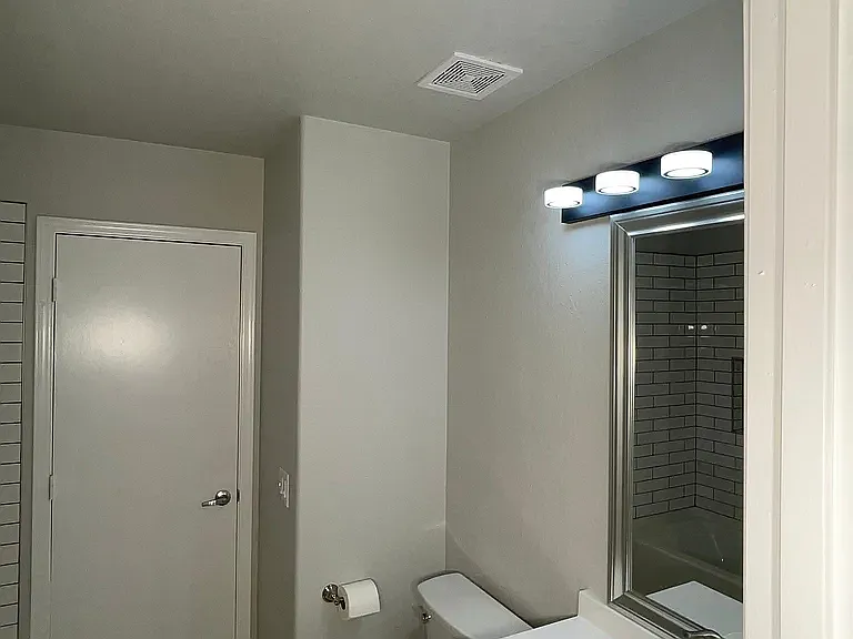 1074 E Pinto Dr — Photo 12