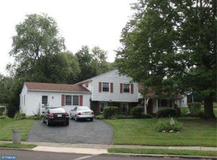 1211 Log College Dr, Warminster, PA 18974