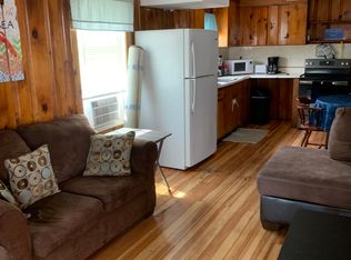 11 M St #A, Hampton, NH 03842