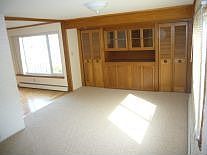 2nd image of 211 Temple Rd