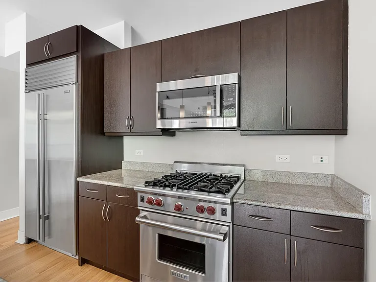 525 Kedzie St — Photo 22