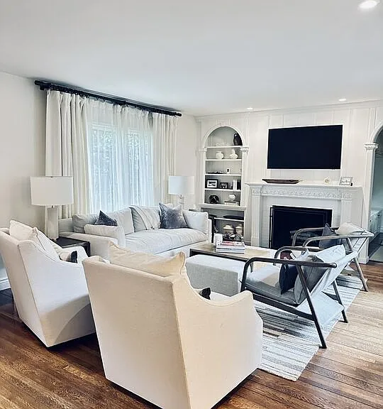 530 Hawthorn Rd — Photo 3