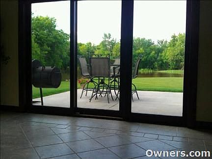 4th image of 136 Riverwood Dr