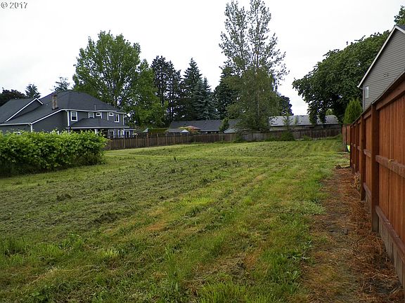 2nd image of 1125 NW 54th Cir