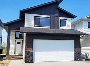 52 Emmett Cres, Red Deer, AB T4P3G8