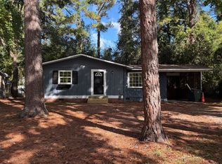 4916 Ashton Rd, Fayetteville, NC 28304