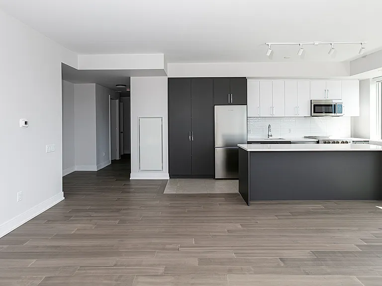 664 Spadina Ave — Photo 20