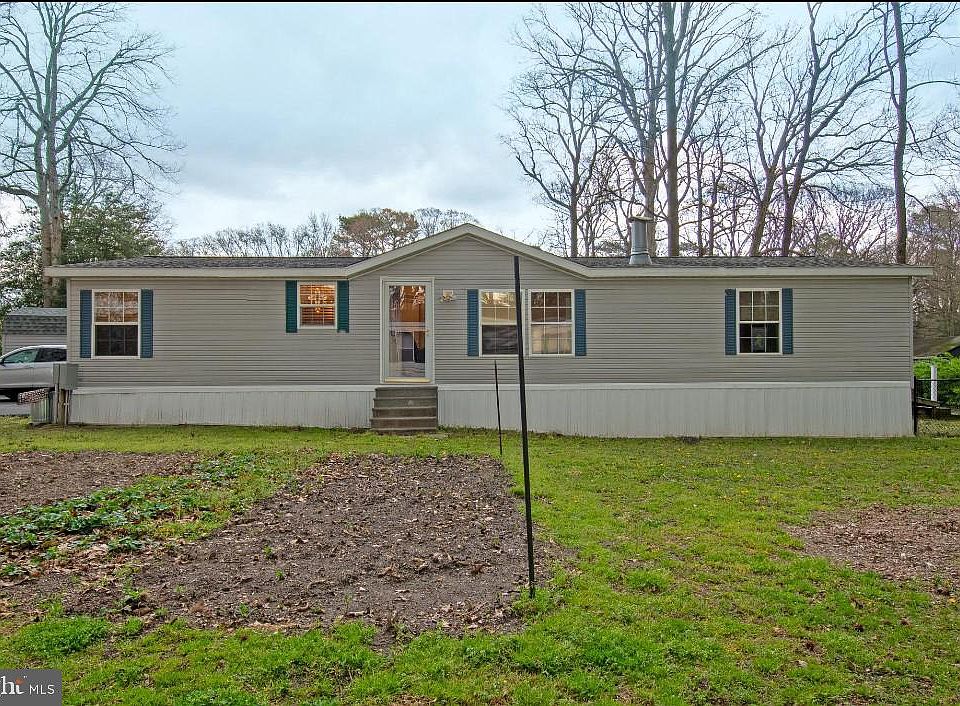 1st image of 34696 Bowman Ln
