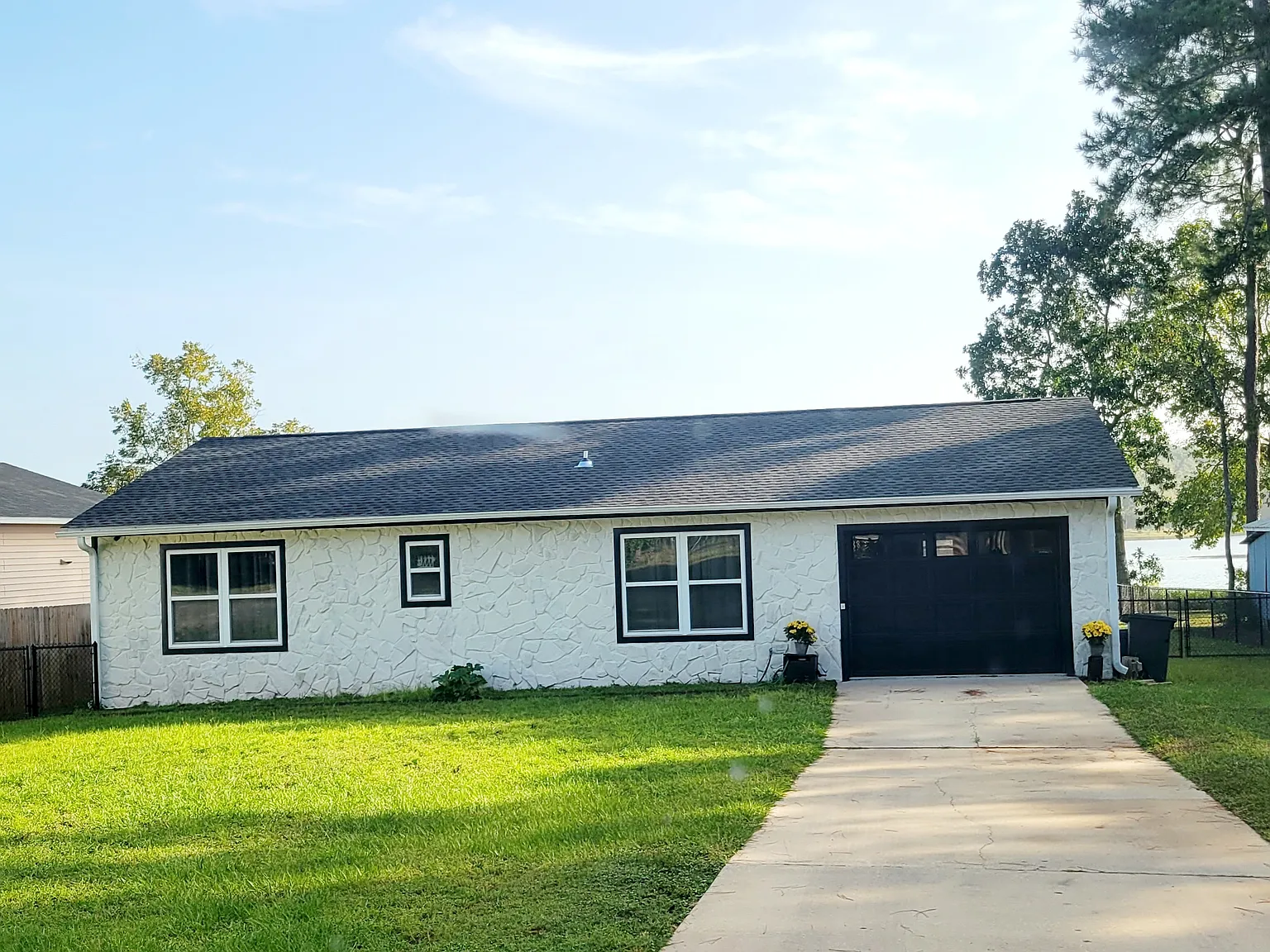 2 bed, 1080 sqft, $2,000 — Photo 1