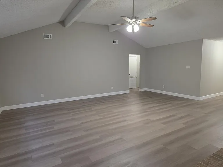 11115 Nepau Dr — Photo 4