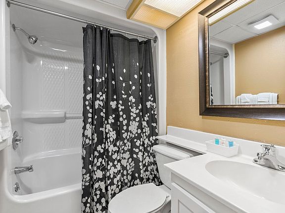 3rd image of 5308 North Ocean Blvd. #514